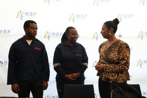 Meet and greet for the artisans with Acting CEO Melissa Erra