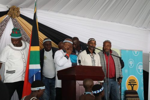 AmaXhosa King Ahlangane Vulikhaya Sigcawu addressing the masses at Great Place in Nqadu 