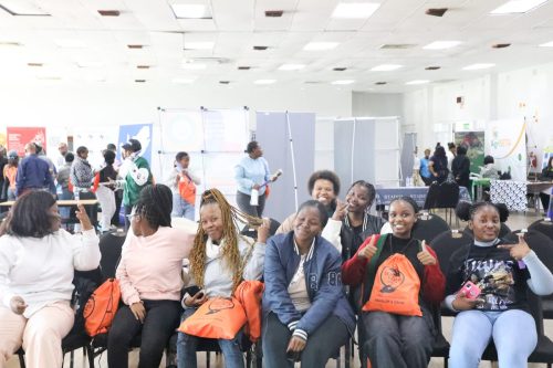 The community of Oudtshoorn came out in numbers 