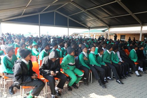 Learners focus on exhibitor’s presentations  