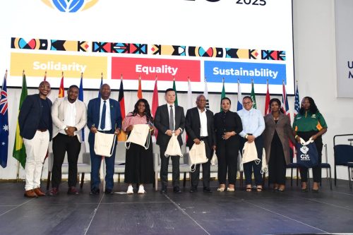 Panel members given gifts as token of appreciation.